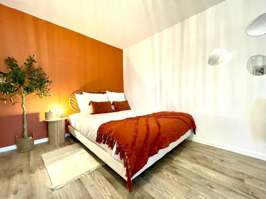 Grand Chez Soi - Queen Size Bed - Terrasse Oyonnax